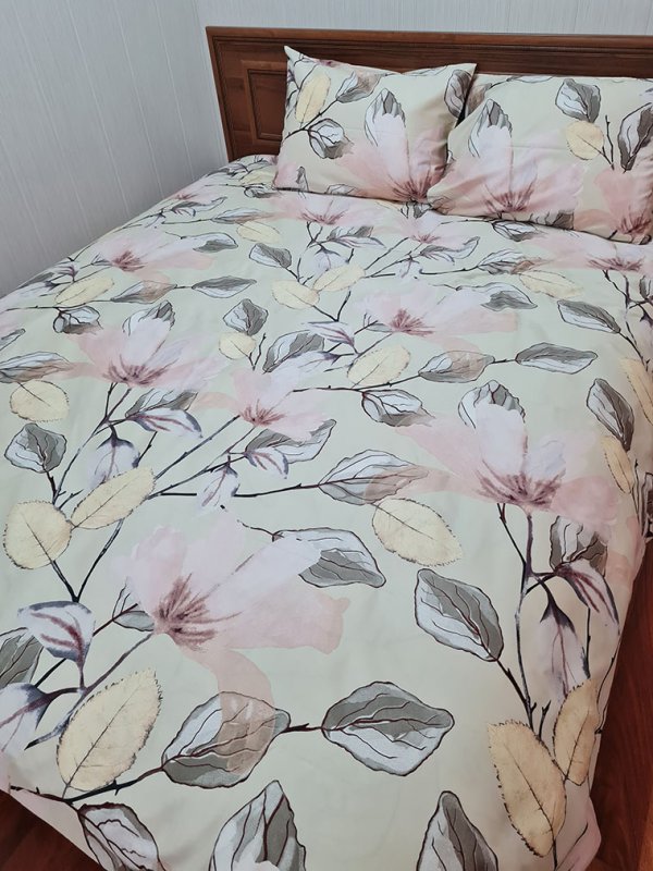 Complete Bedding Sets - "Pink Flowers"